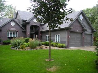W11109 Linda Cir, Lodi, WI 53555