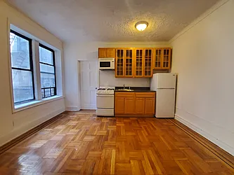 Rented by Lang Realty LLC