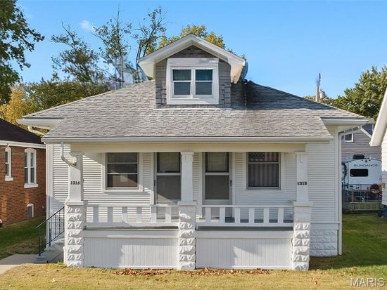 1316 Raab Ave, Belleville, IL 62220