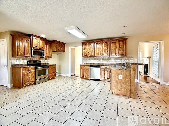 1st image of 600 Twelve Oaks Dr