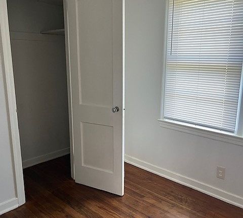 2nd image of 206 Westwood St