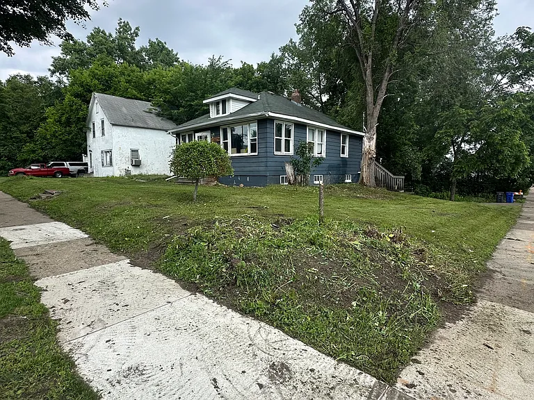 333 Arlington Ave E — Photo 10