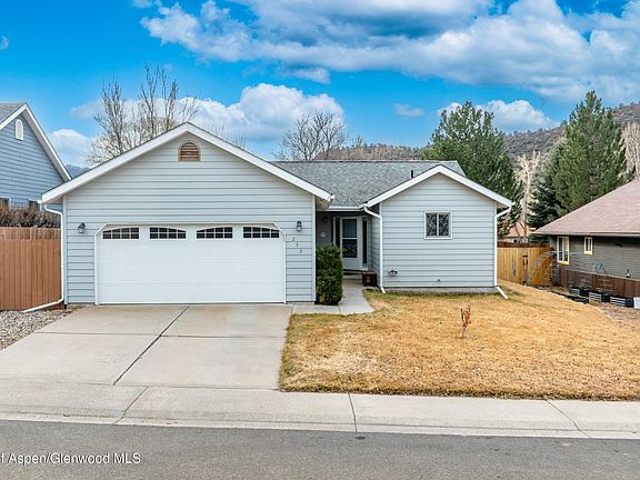 2nd image of 233 Lupine Dr