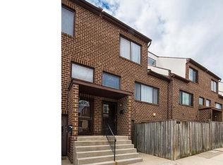 856 Pennock St #A, Philadelphia, PA 19130