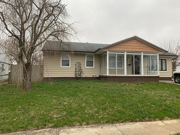 2nd image of 5058 Kenesaw Pl