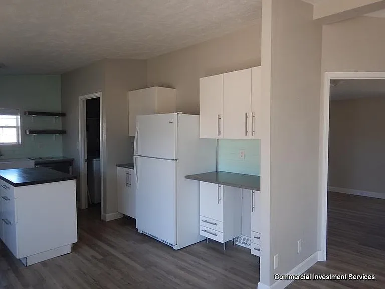 1328 Bridle Dr — Photo 7