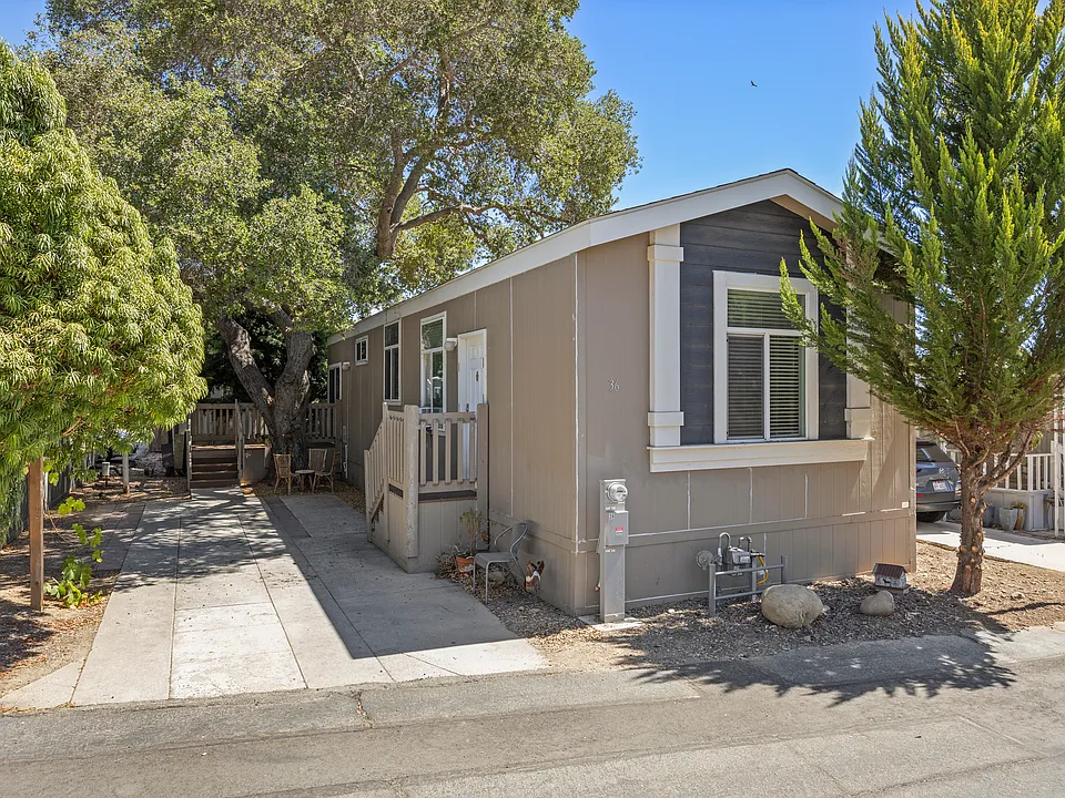 25 Burnham Rd #36