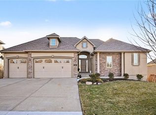 1819 NE 102nd Ter, Kansas City, MO 64155