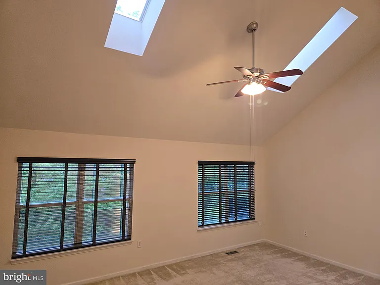 14635 Seasons Dr — Photo 28