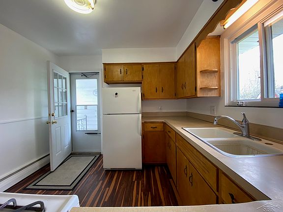 3rd image of 5157 Clara Dr