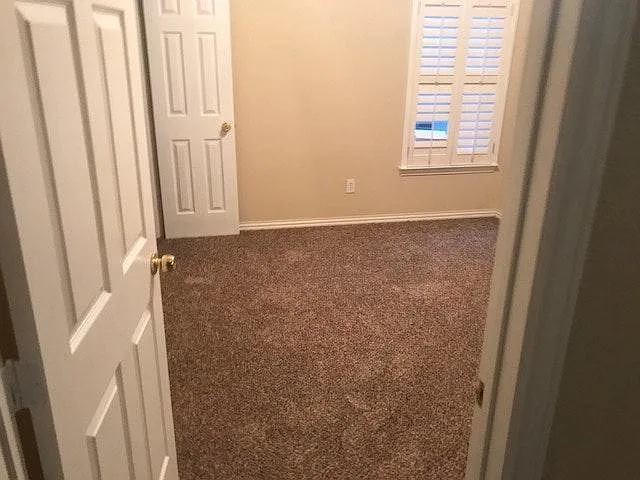 327 Regal Dr — Photo 30