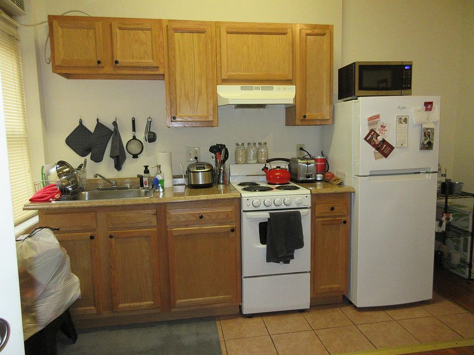 2nd image of 2241 N Broad St APT 203