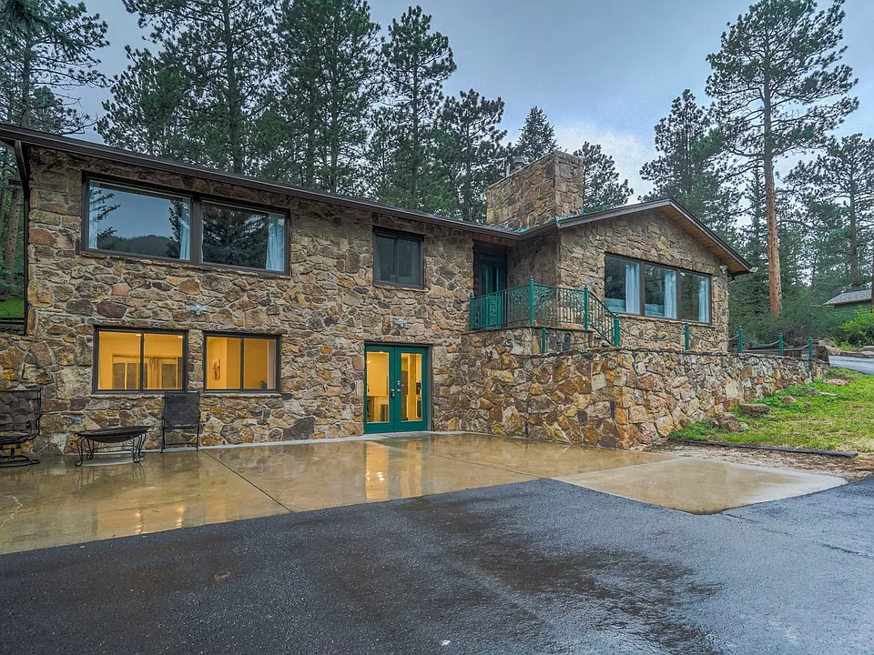 4925 Pike Rd #2