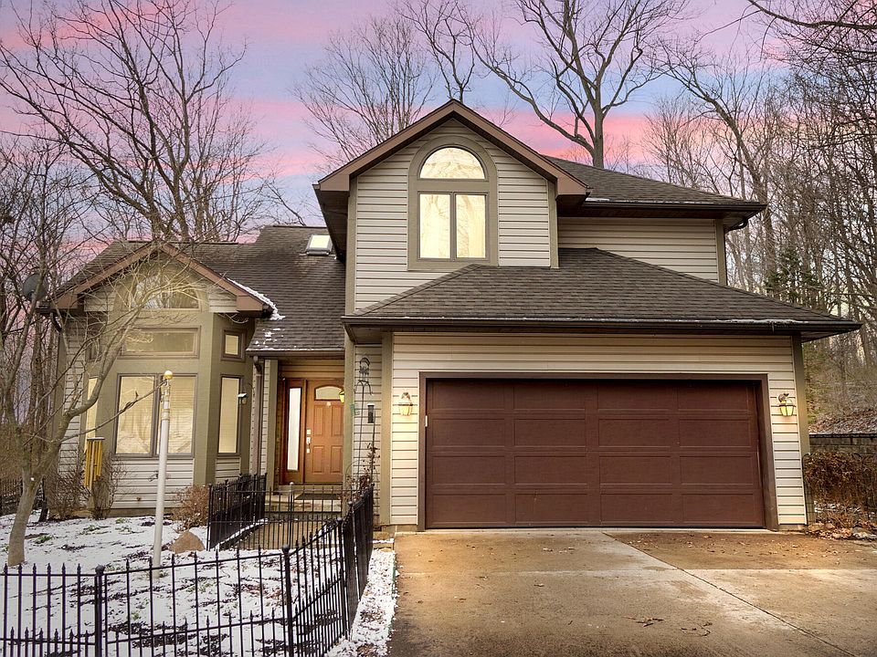 1st image of 180 Country Rd