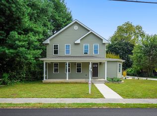 41 S Saint Paul St, Hamilton, VA 20158