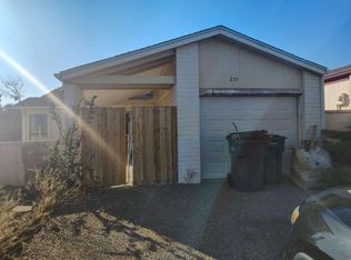259 Pearl Dr NE, Rio Rancho, NM 87124