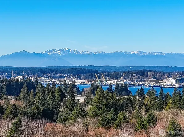 3523 E Calistoga Court, Port Orchard, WA 98366