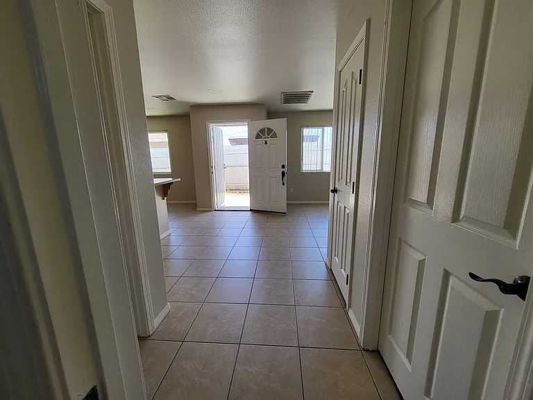 16475 Vine St #A — Photo 9