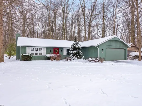 4947 N Barton Rd, North Ridgeville, OH 44039