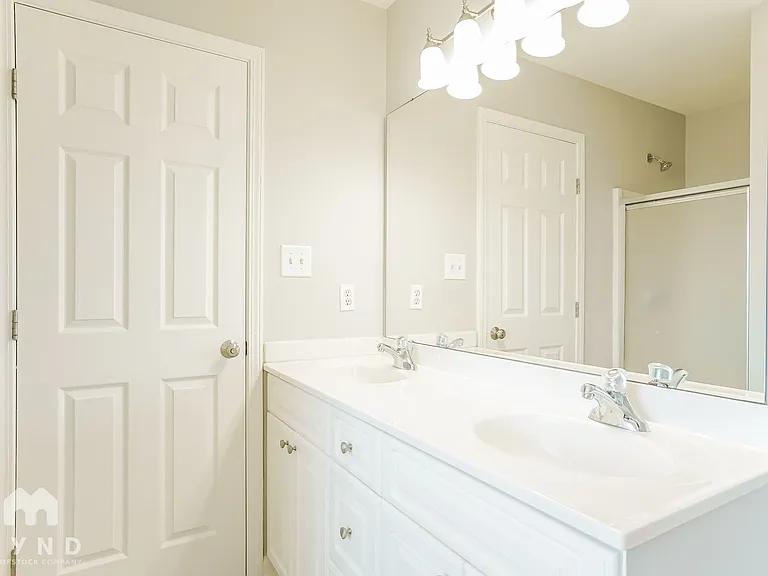 1209 Kinsfolk Cir — Photo 10