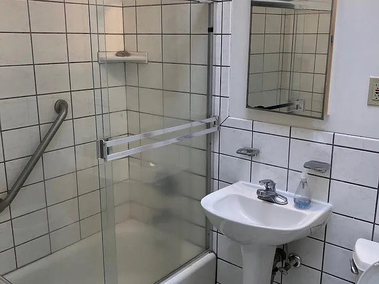 865 Northpoint Dr #5 — Photo 5