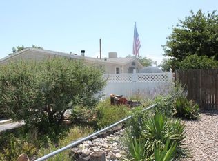 303 Crestview Dr SW, Albuquerque, NM 87105