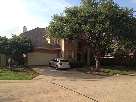 2nd image of 5926 Mockingbird Ln