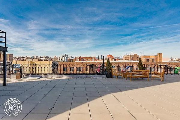 Rented by MySpaceNYC | media 12