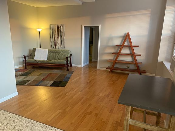 3rd image of 600 S Dearborn St APT 1405
