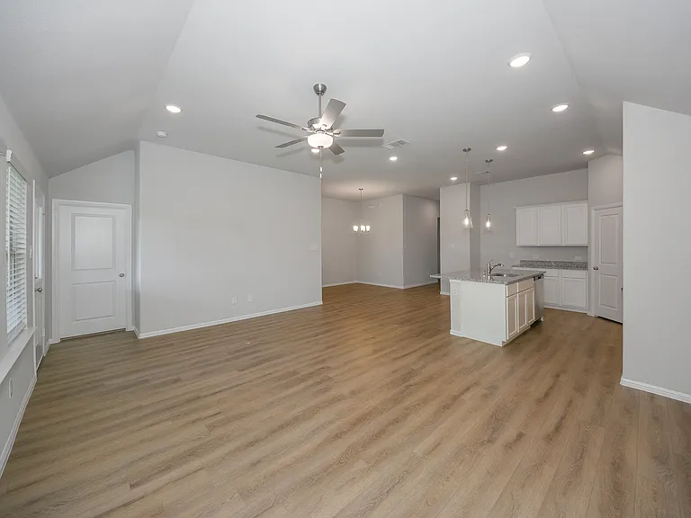 13156 Zion Dr — Photo 23