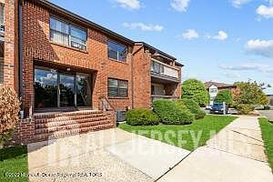 1st image of 131 Beverly Hill Ter