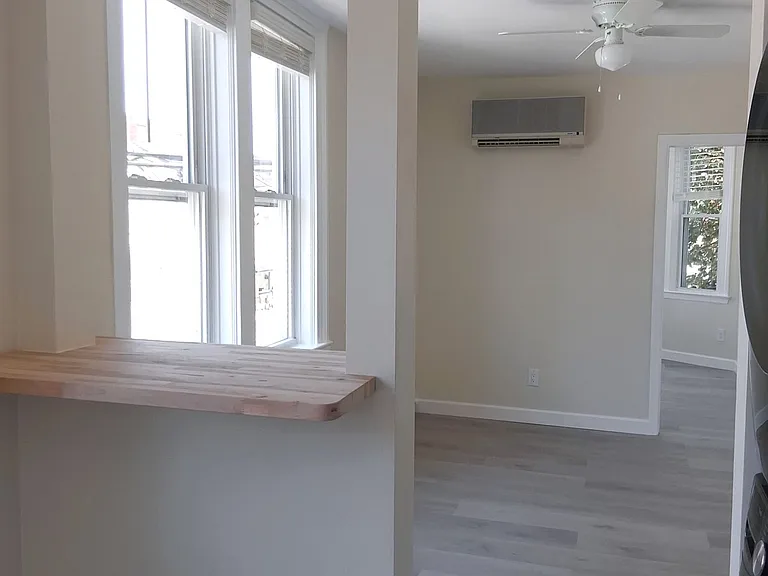 2 Green St #2W — Photo 11