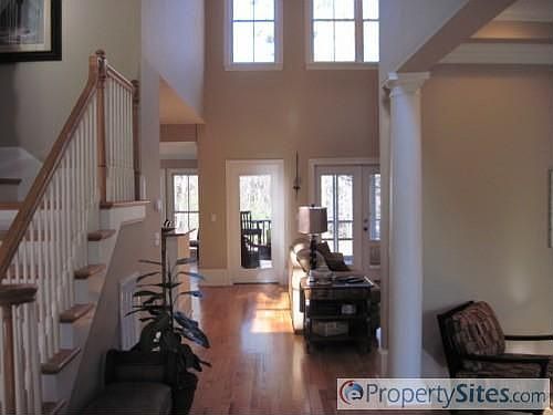 4th image of 4229 Wildwood Lndg