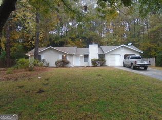 5013 Swindon Ct SW, Lilburn, GA 30047