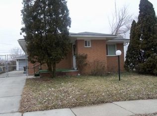 21375 Glen Lodge Rd, Ferndale, MI 48220