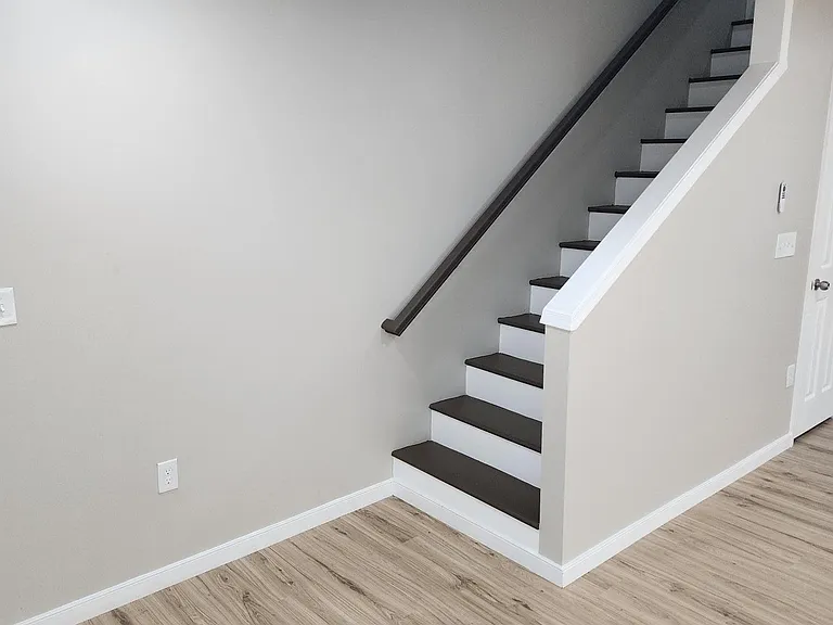 435 Harding St — Photo 10