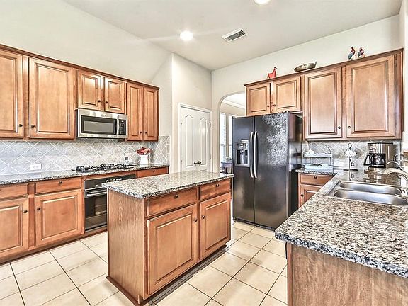 2nd image of 6707 Lathrop Ct