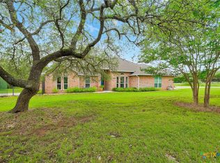 9840 N Live Oak Rd, Salado, TX 76571