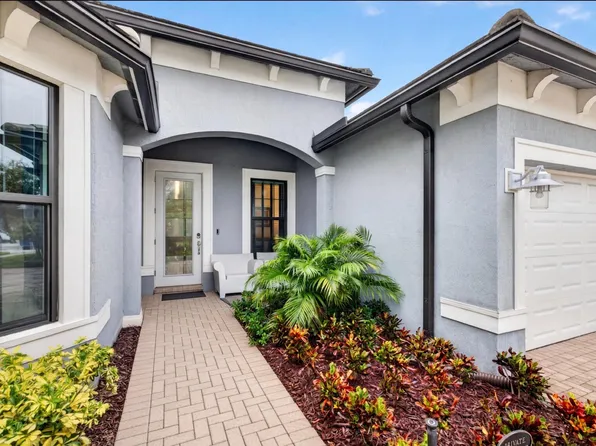 4529 Pinehurst Trail W, Oakland Park, FL 33309