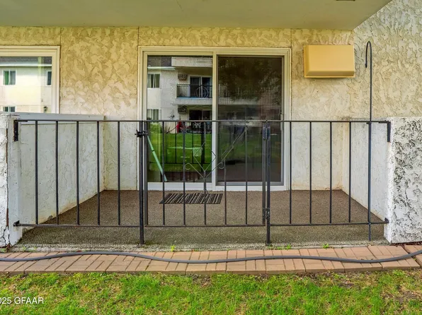 815 Duke Dr APT 204, Grand Forks, ND 58201