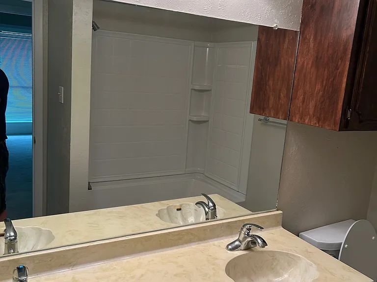 1583 E Industry St — Photo 18
