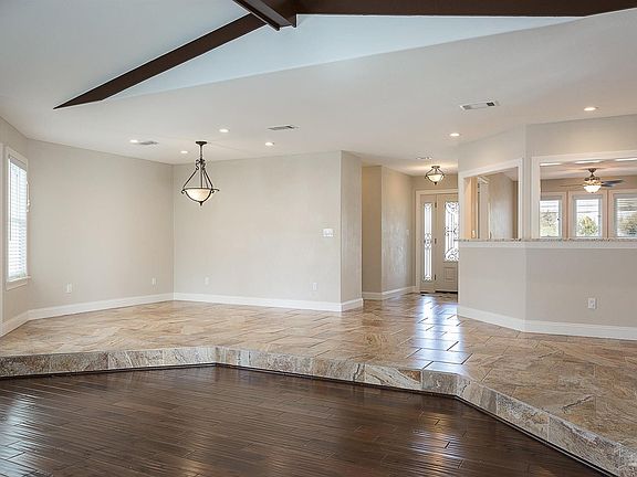 3rd image of 1251 Bayview Ln