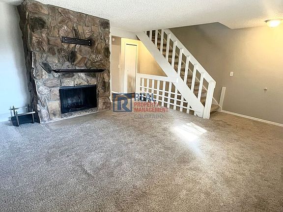 4th image of 392 W Rockrimmon Blvd APT B