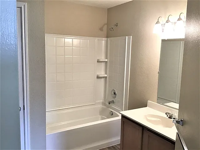 1620 Baxter Springs Dr — Photo 8