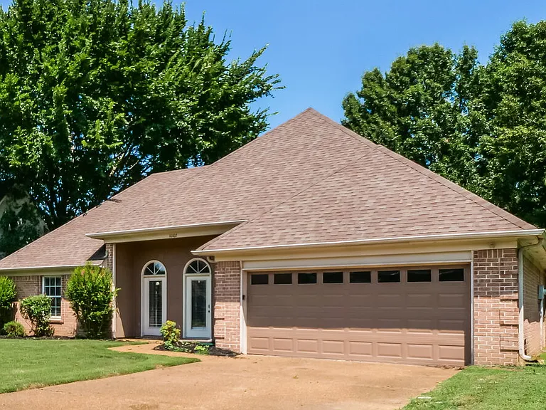 10102 Fox Hunt Dr — Photo 3