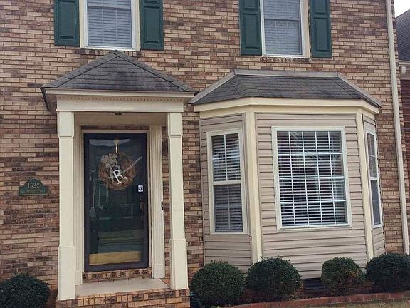 3rd image of 1522 Cambridge Pl
