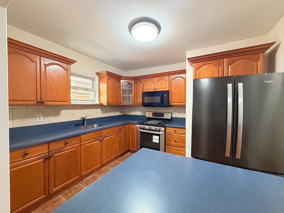 1st image of 2328 Esplanade #2F