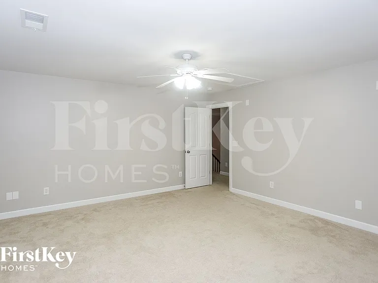 2853 Island Point Dr NW — Photo 12