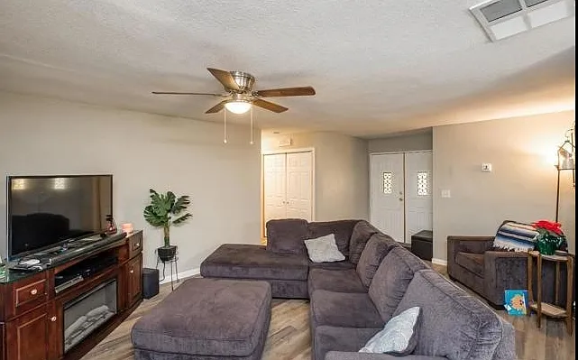 660 Armory Rd — Photo 4