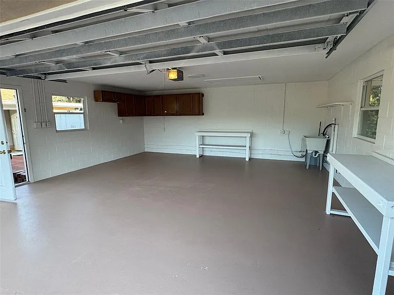910 W French Ave — Photo 14